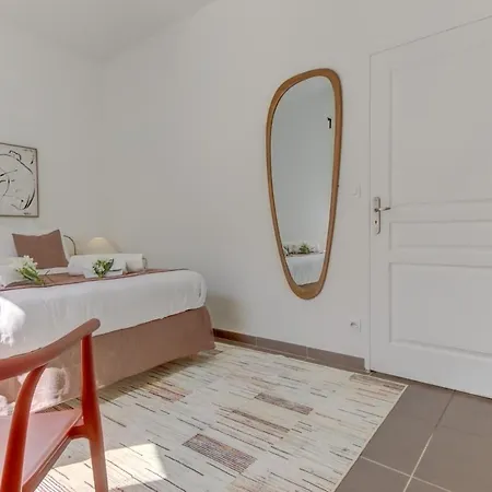 Comfy 4-person With Terrace Le Puit De Sarlat