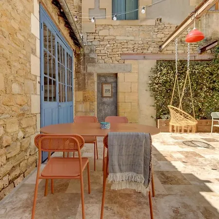 Comfy 4-person With Terrace Le Puit De *