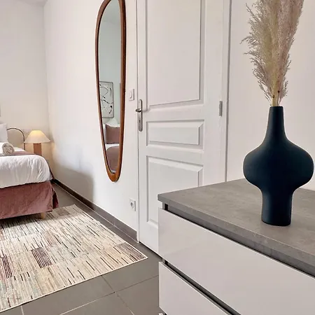 Apartamento Comfy 4-person With Terrace Le Puit De Sarlat