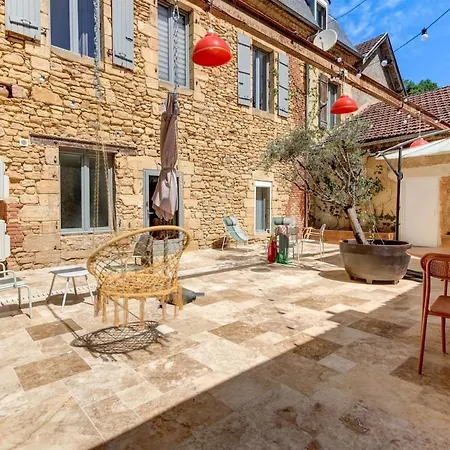 Comfy 4-person With Terrace Le Puit De * Sarlat